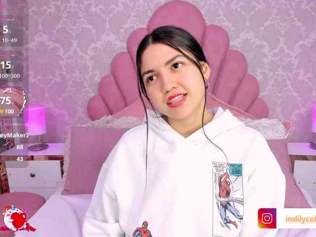 LilyColinns webcam