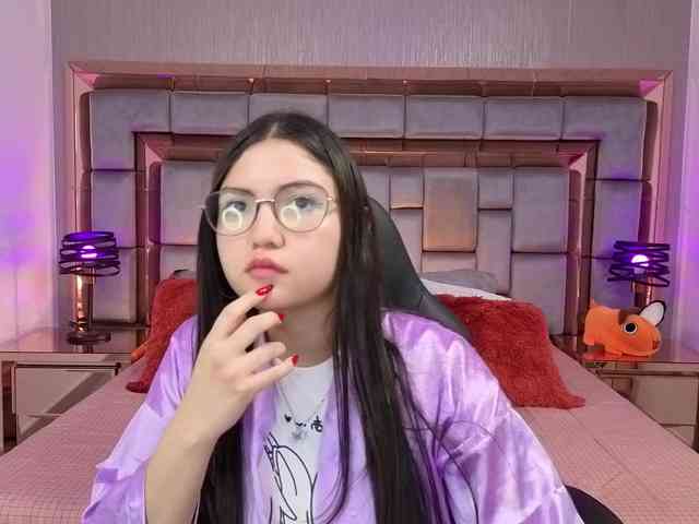 LilyCollinns webcam