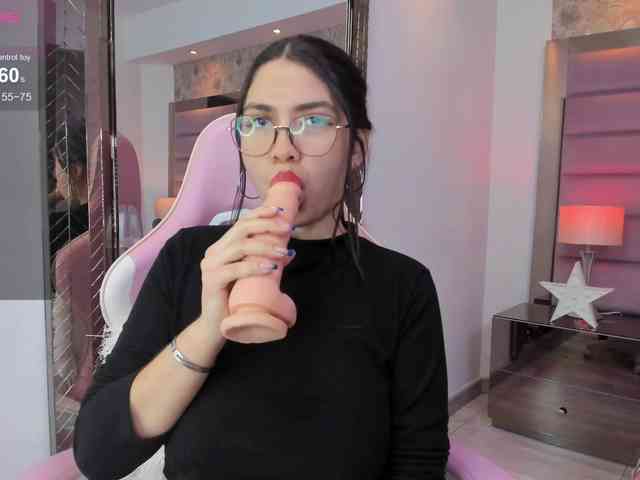 LilyColinns webcam
