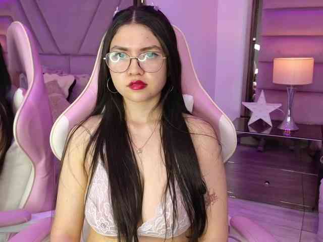 LilyColinns webcam