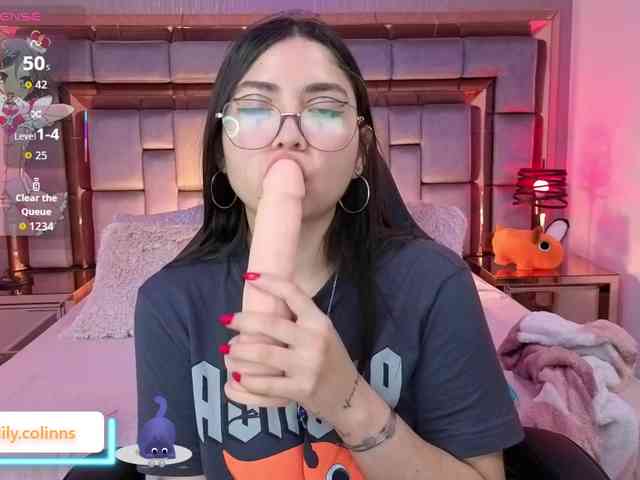 LilyCollinns webcam