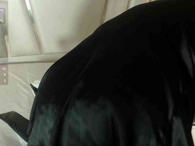 cam random chat LucyKane