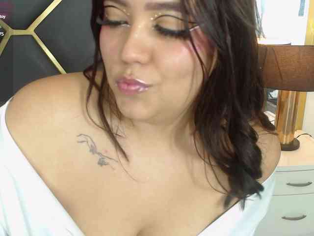 LucyKane webcam
