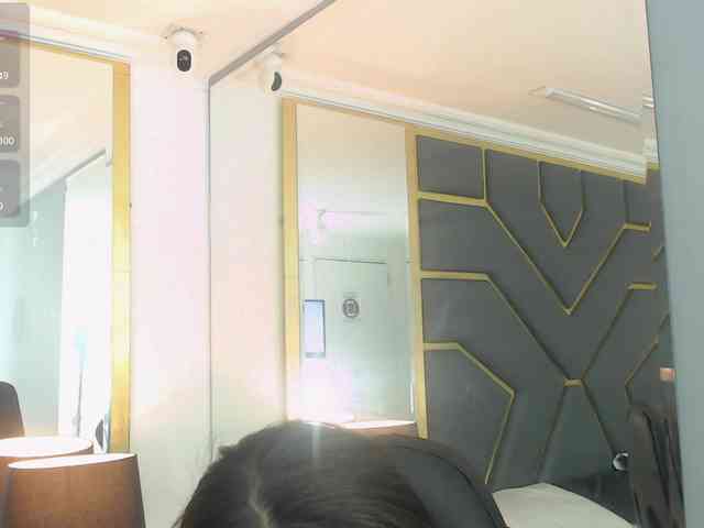 LucyKane webcam