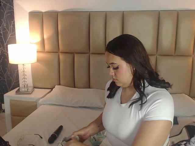 LucyKane webcam