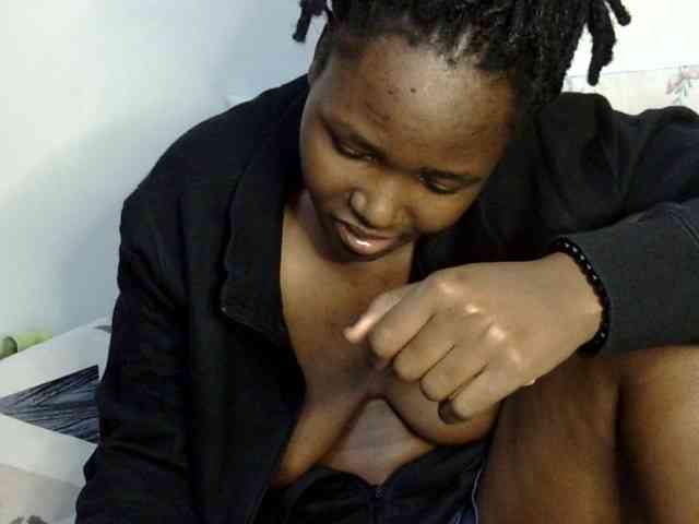 Sweet-ebony20 webcam