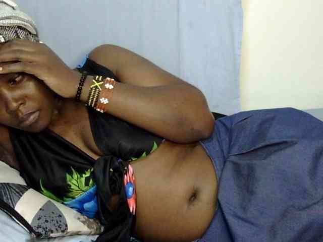 Sweet-ebony20 webcam