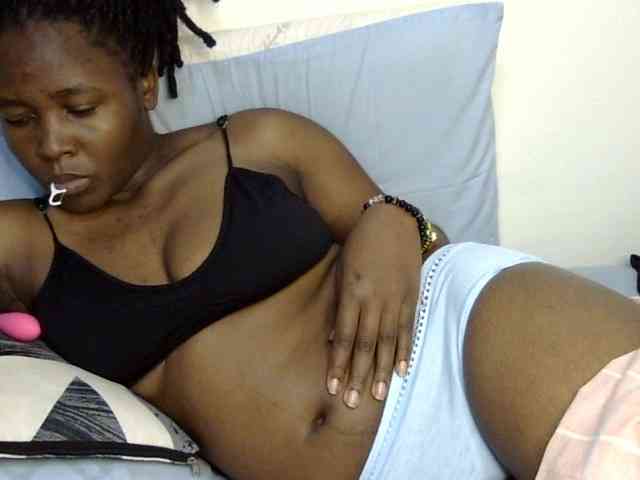 Sweet-ebony20 webcam