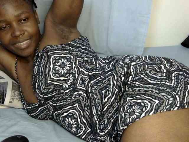 Sweet-ebony20 webcam