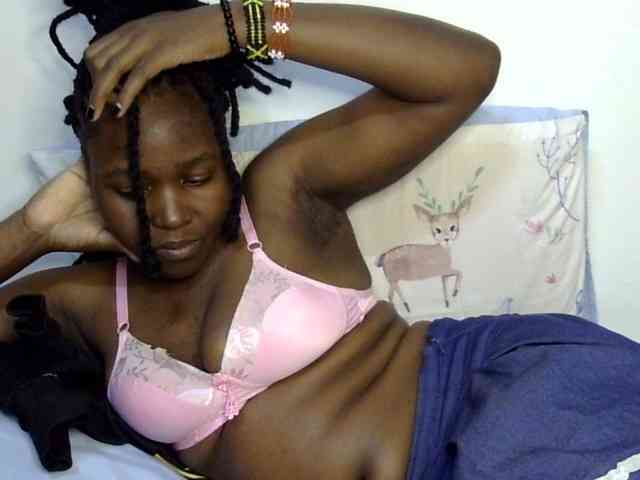 Sweet-ebony20 webcam