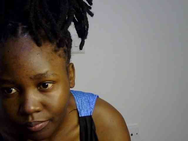 Sweet-ebony20 webcam