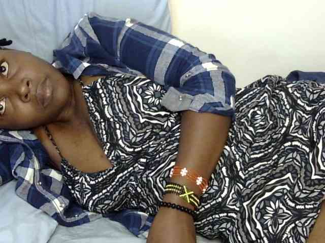Sweet-ebony20 webcam