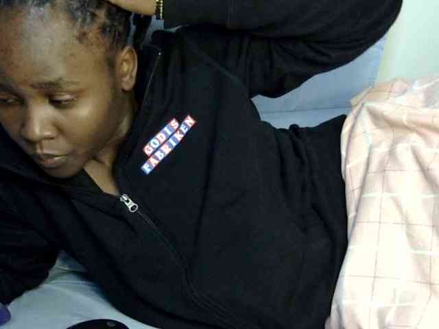Sweet-ebony20 webcam