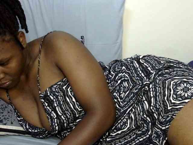 Sweet-ebony20 webcam