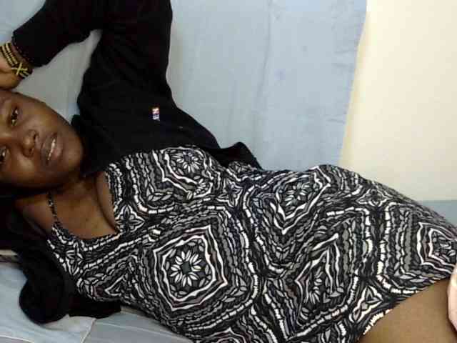 Sweet-ebony20 webcam