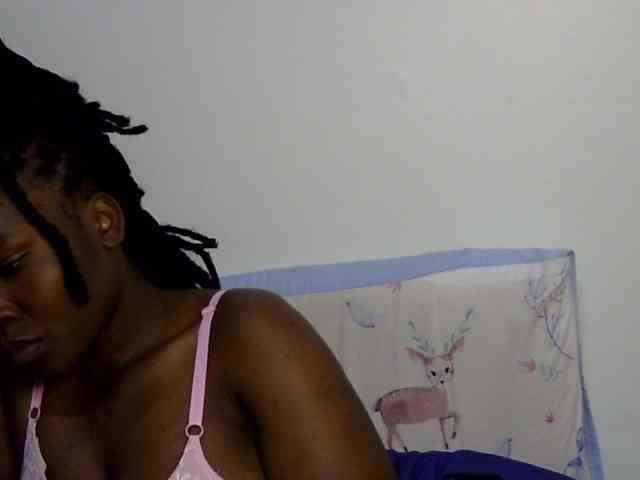 Sweet-ebony20 webcam