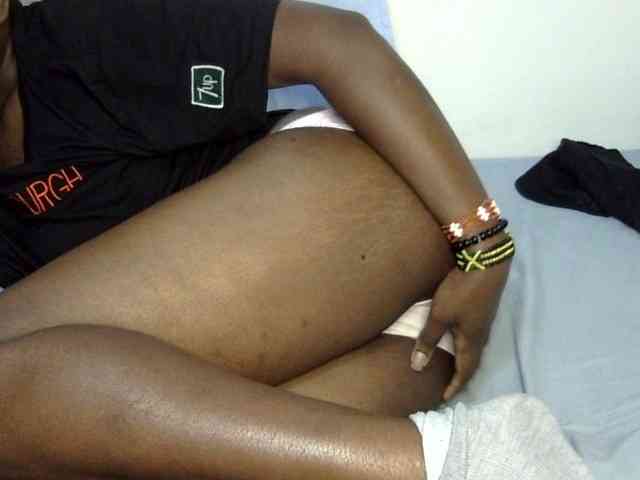 Sweet-ebony20 webcam
