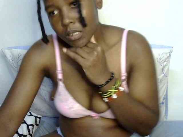 Sweet-ebony20 webcam