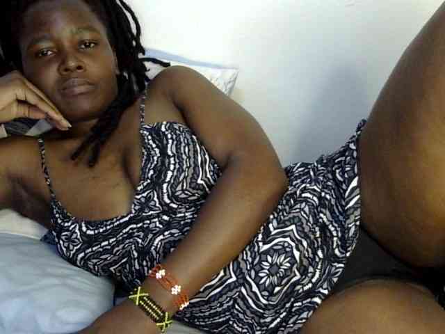 Sweet-ebony20 webcam