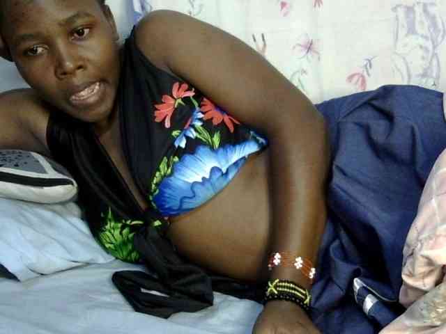 Sweet-ebony20 webcam