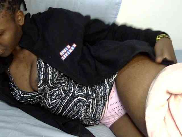 Sweet-ebony20 webcam
