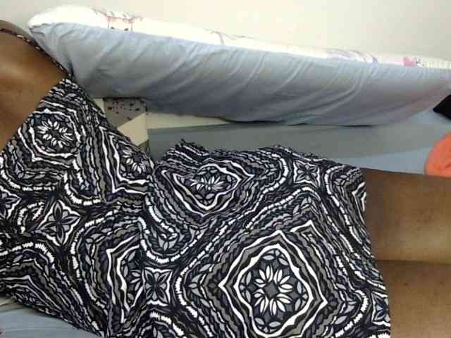 Sweet-ebony20 webcam