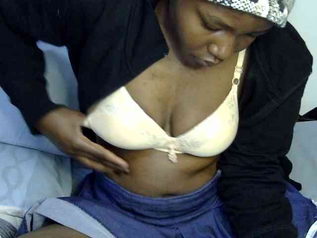 Sweet-ebony20 webcam