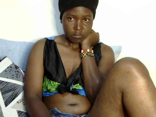 Sweet-ebony20 webcam