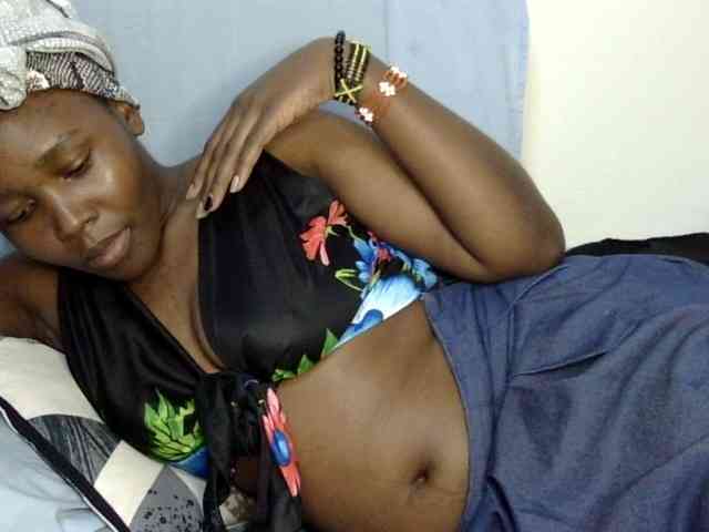 Sweet-ebony20 webcam