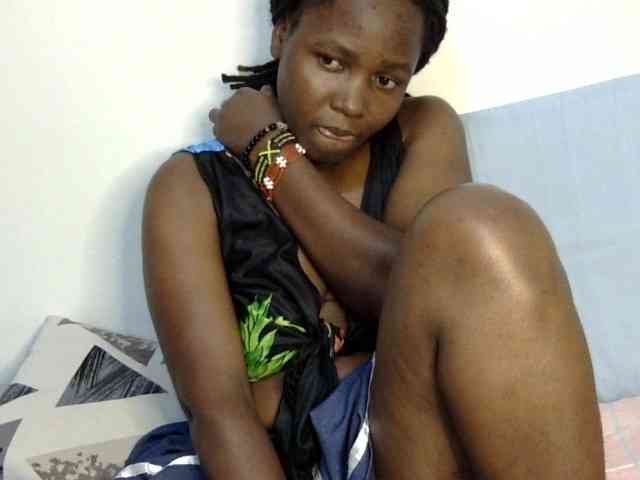 Sweet-ebony20 webcam