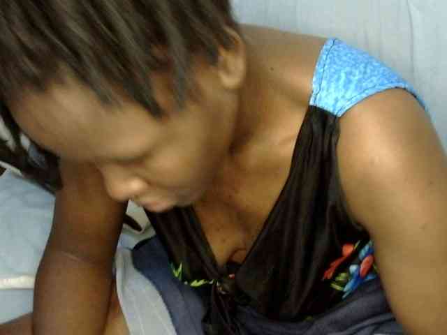 Sweet-ebony20 webcam