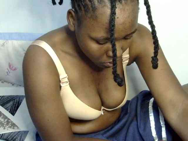 Sweet-ebony20 webcam