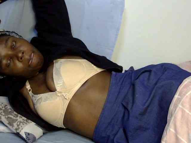 Sweet-ebony20 webcam
