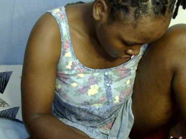 Sweet-ebony20 webcam