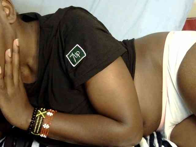Sweet-ebony20 webcam