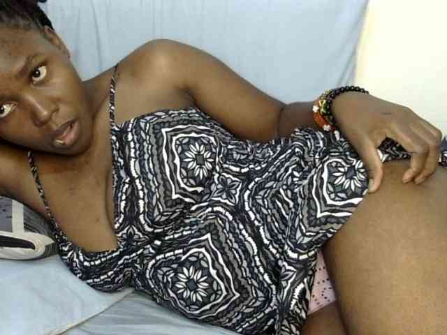 Sweet-ebony20 webcam