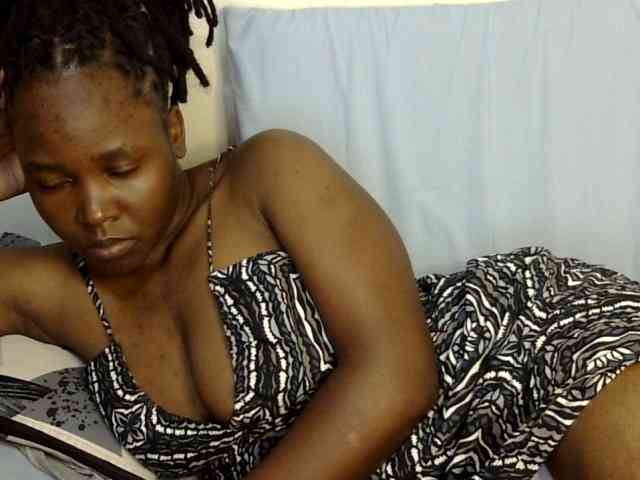 Sweet-ebony20 webcam
