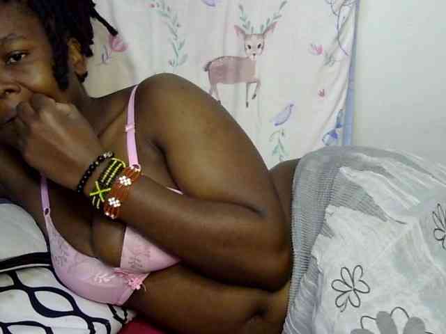 Sweet-ebony20