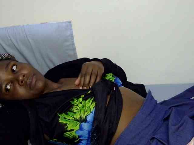 Sweet-ebony20 webcam