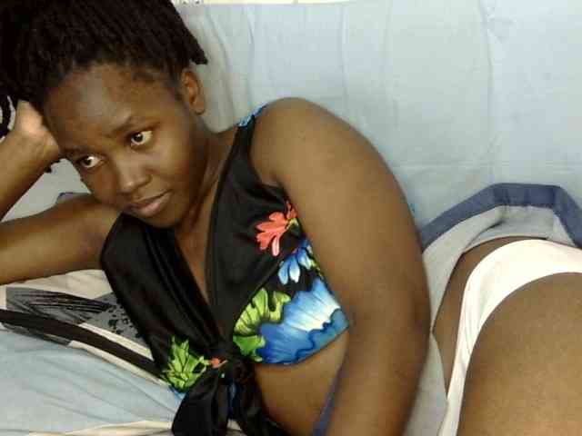 Sweet-ebony20 webcam