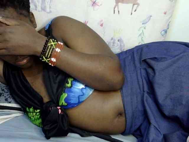 Sweet-ebony20 webcam