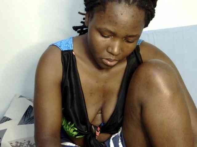 Sweet-ebony20 webcam