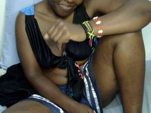 Sweet-ebony20 webcam