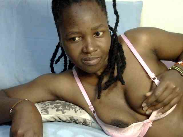 Sweet-ebony20 webcam