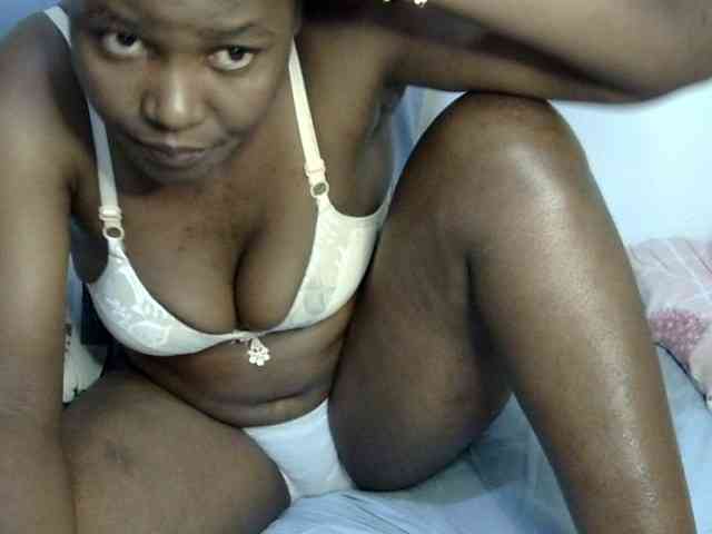 Sweet-ebony20 webcam