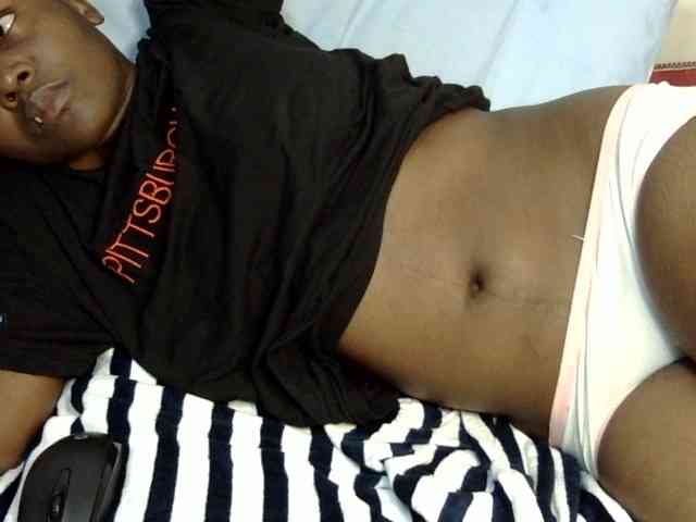 Sweet-ebony20 webcam