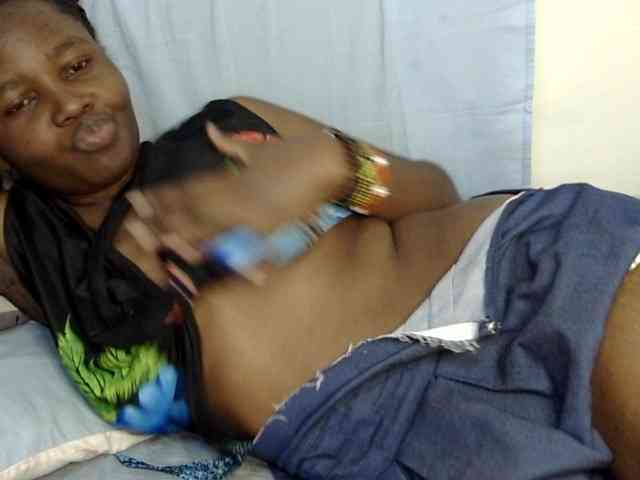 Sweet-ebony20 webcam