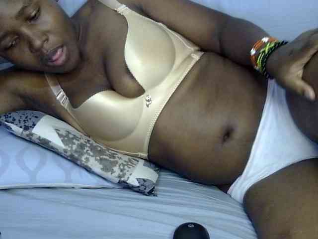 Sweet-ebony20 webcam