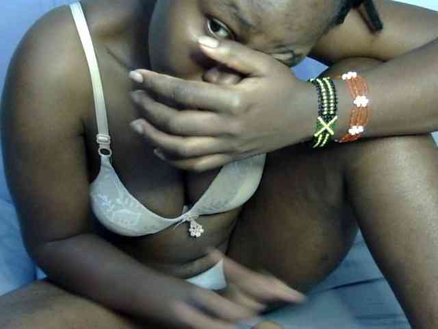 Sweet-ebony20 webcam