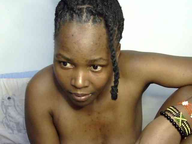 Sweet-ebony20
